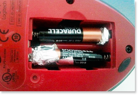 Batterie e stagnola: un piccolo trucco per non restare mai a secco di energia